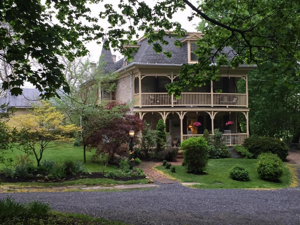 Bed and breakfast Fallen Tree Farm